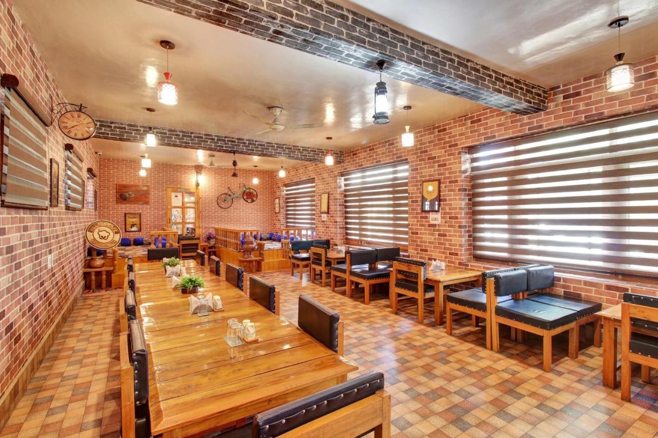 Super Oyo Capital O 91600 The Village Classic Hotel And Restaurant Srīnagar Extérieur photo